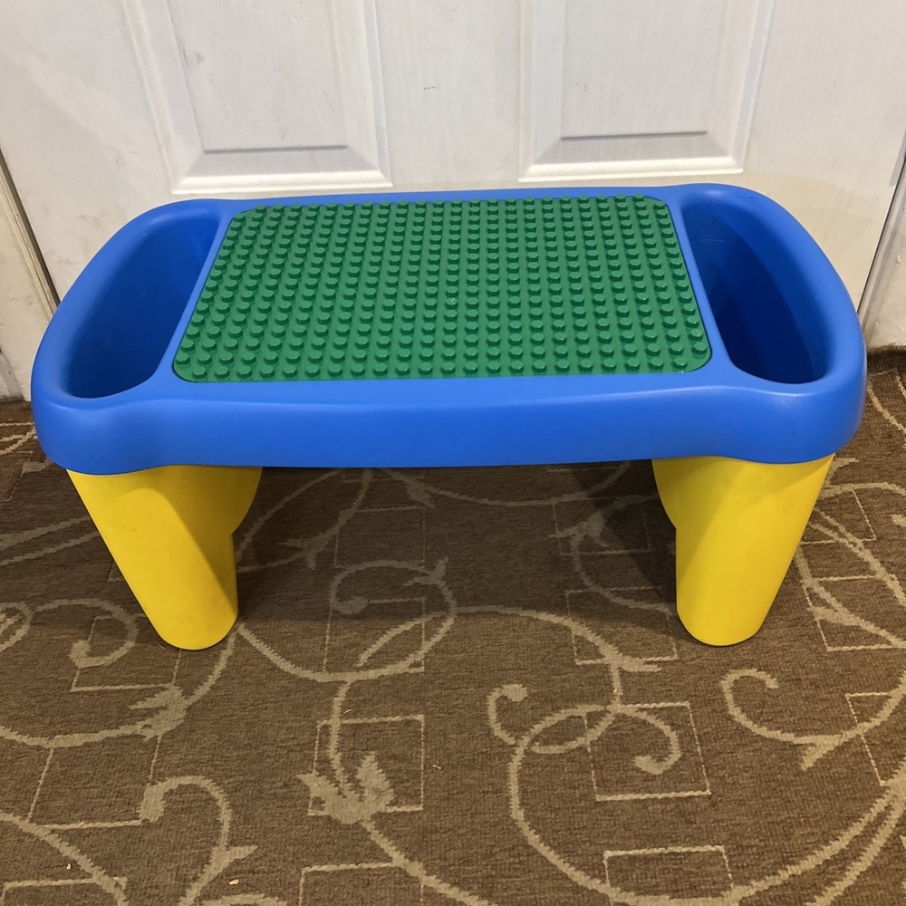 Vtg 1998 LEGO Duplo Lap Building Table Travel Side Storage 25x12x13 - 35 Duplos